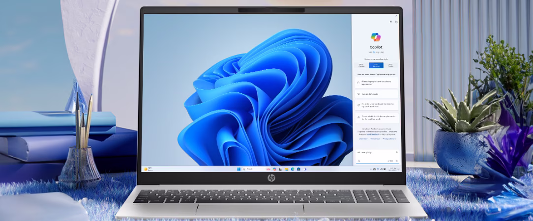                                     Windows 11 dilengkapi Co...